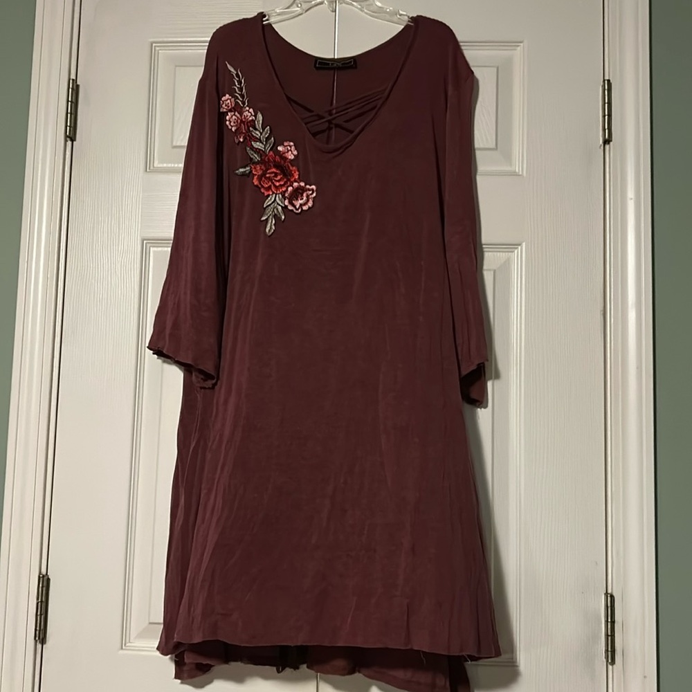 Lucky and blessed maroon dress with flower appliqué